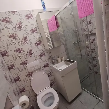 San Simon Close To * Изола