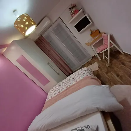 Apartma San Simon Close To *