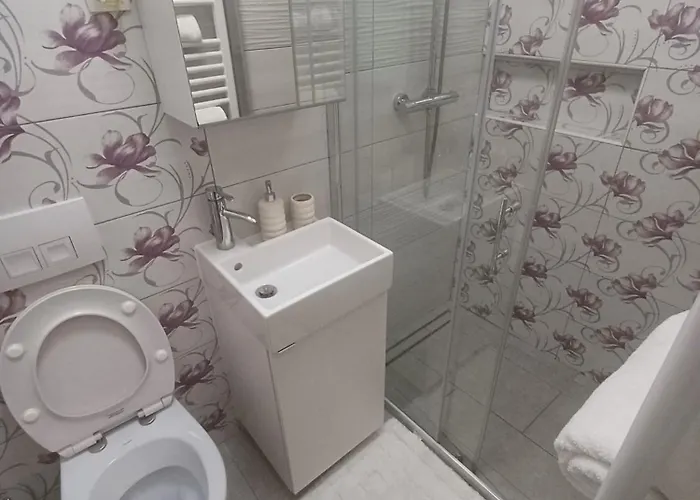 San Simon Close To *