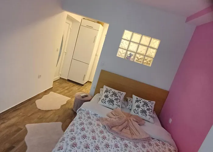 San Simon Close To * Izola